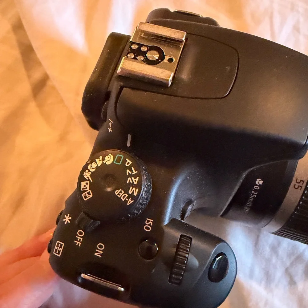 Canon Black EOS Rebel K S DSLR with 35-80mm Zoom Lens - Picture 9 of 13